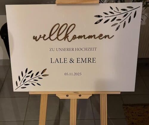 Willkommensschild Hochzeit aus Holz photo review