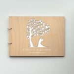 Gästebuch Hochzeit Paar unter Herzbaum Horizontal – Bild 3